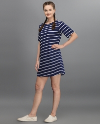Half sleeves blue full top