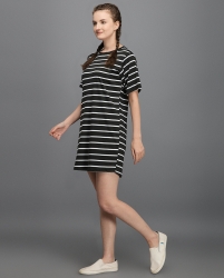 Half sleeves black full top