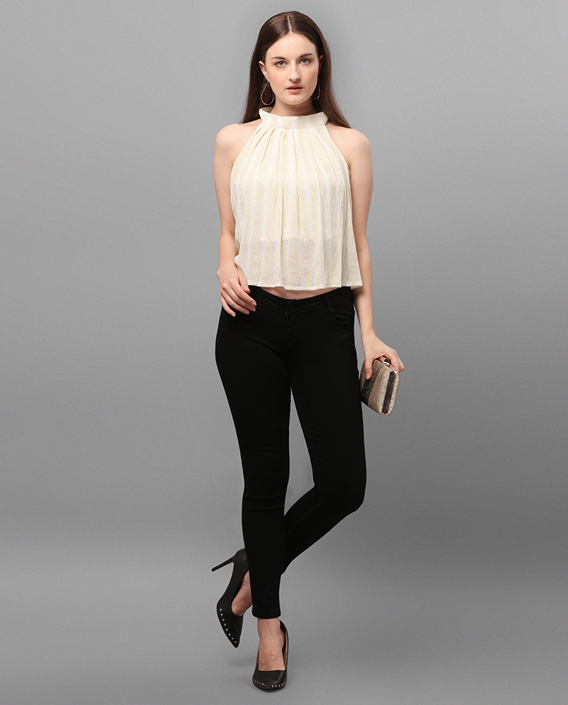 Sleeveless solid crop top