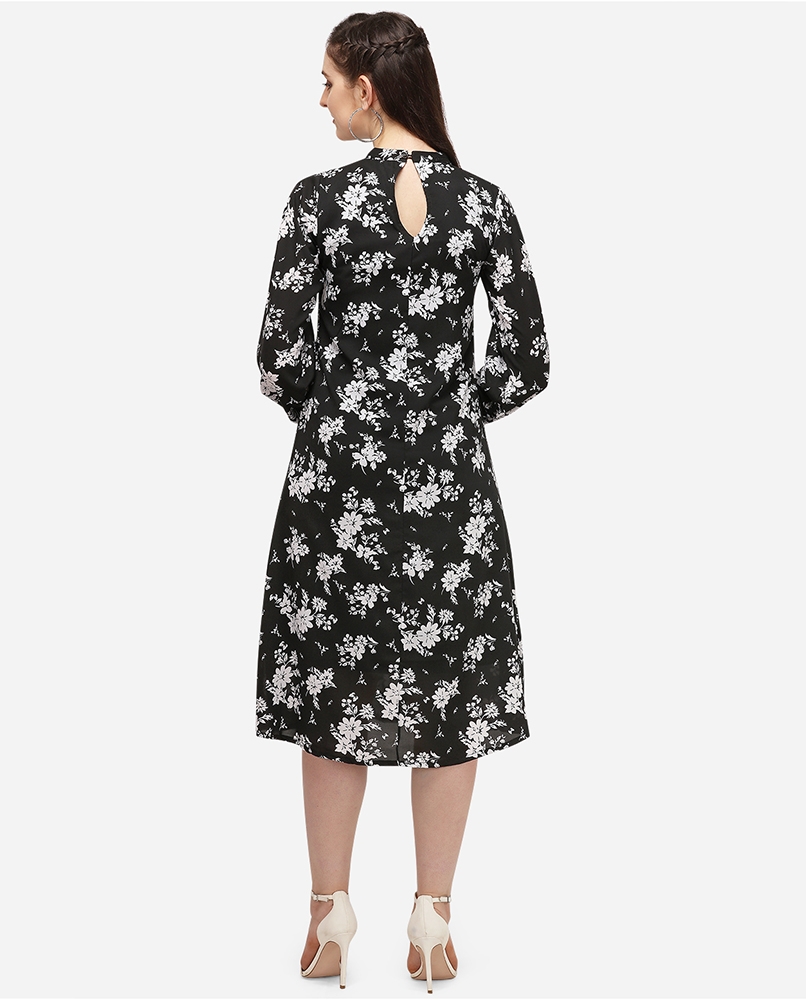 Black long sleeves dress