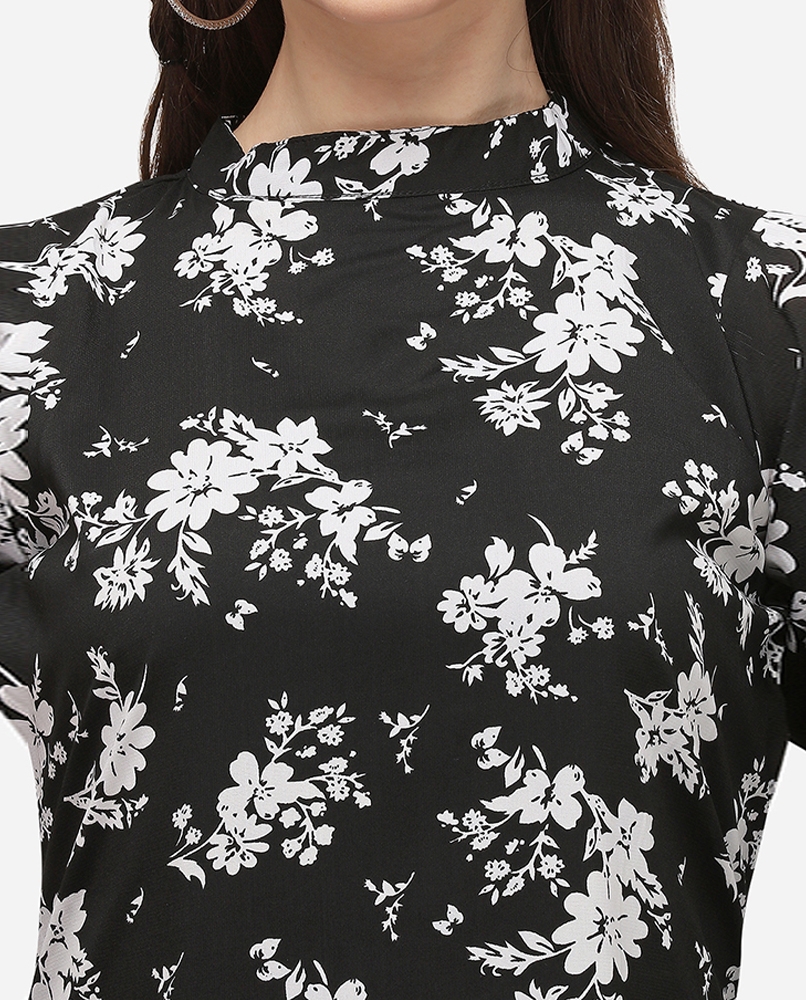 Black long sleeves dress