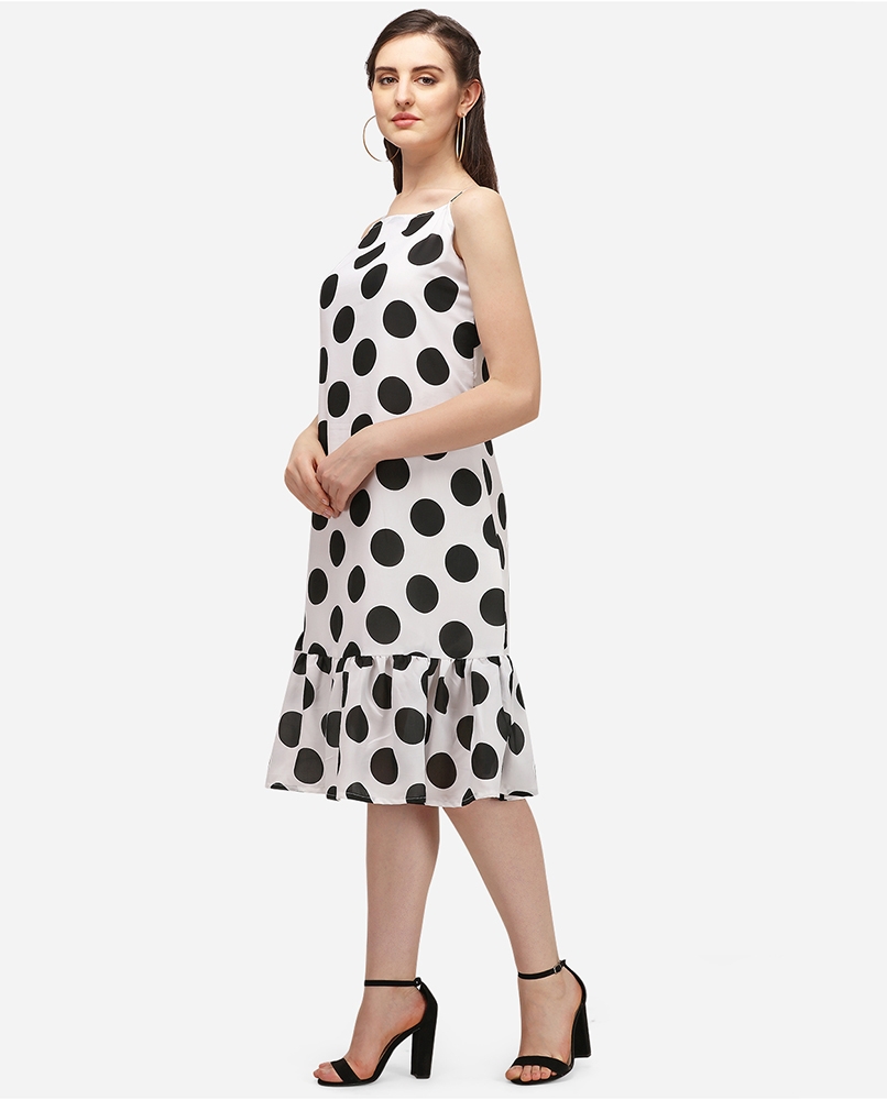 Full dress with black dot