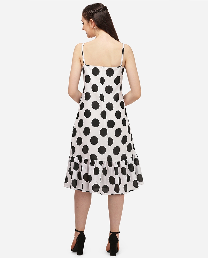 Full dress with black dot