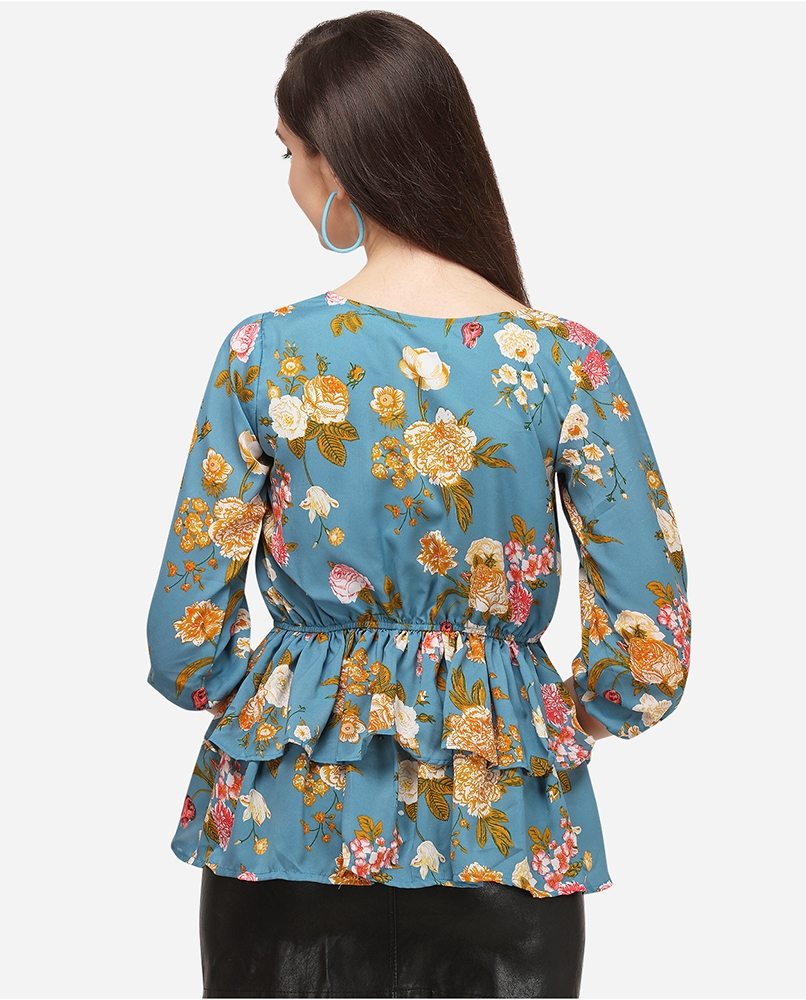 Long sleeves light blue top